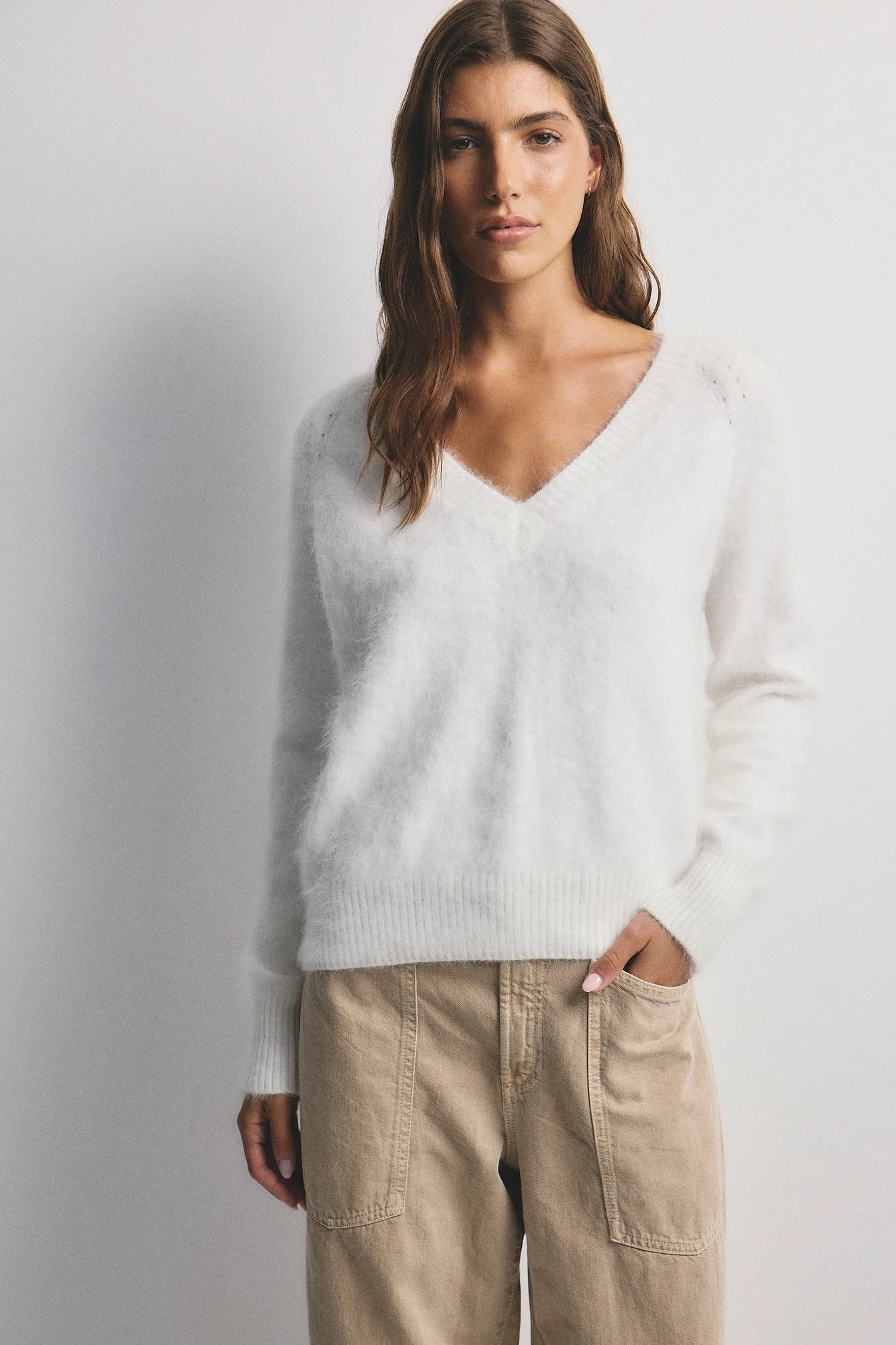 World Of Nomads Olivia Cashmere V Neck Sweater