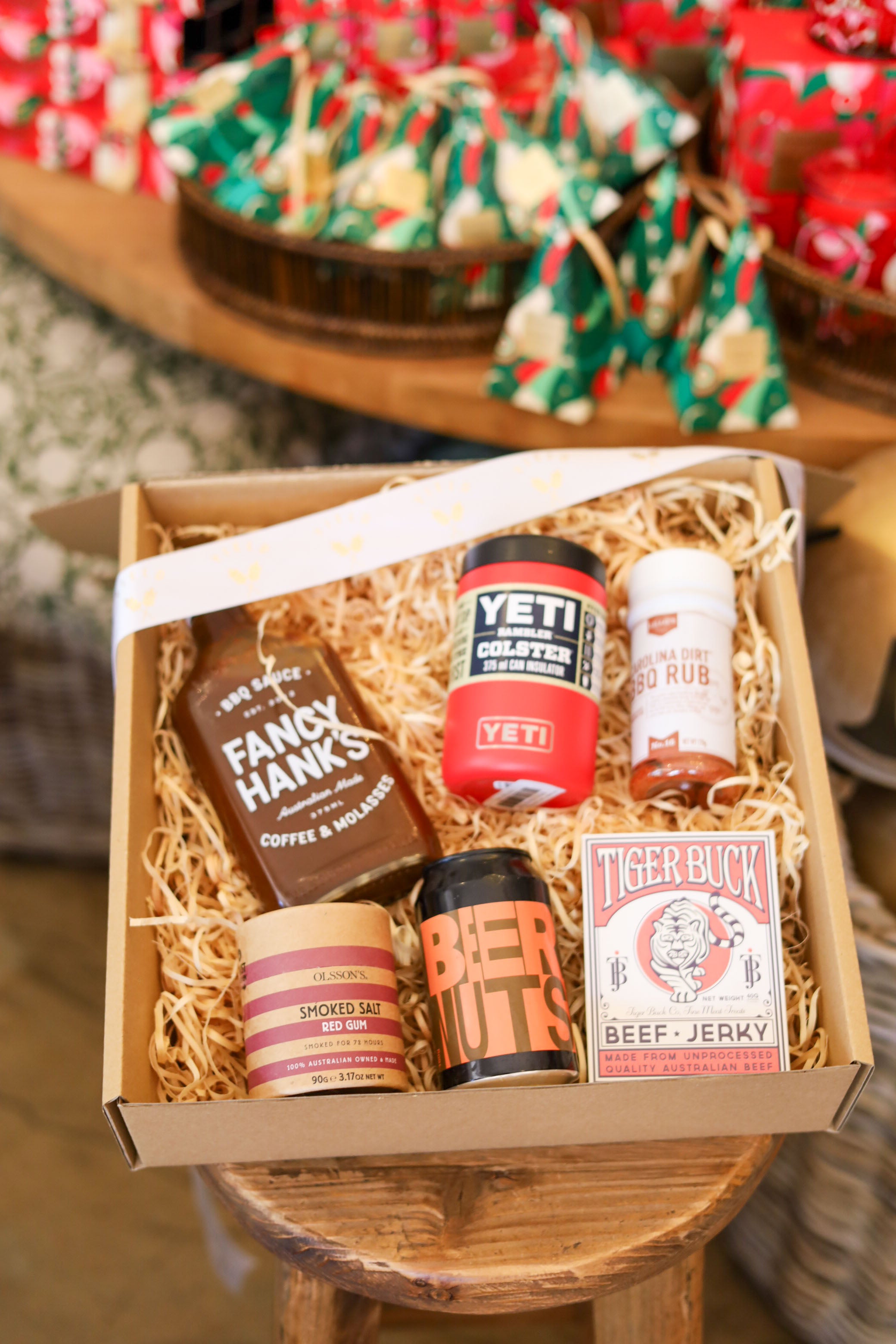 HAMPER Men's Grill & Chill