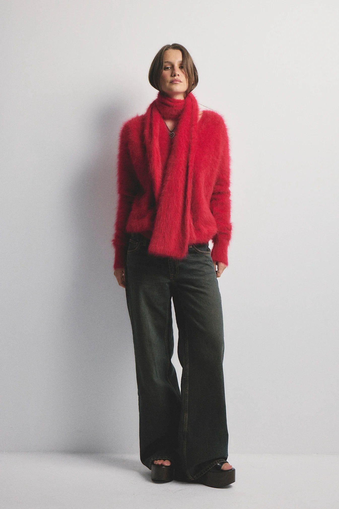 World Of Nomads Olivia Cashmere V Neck Sweater