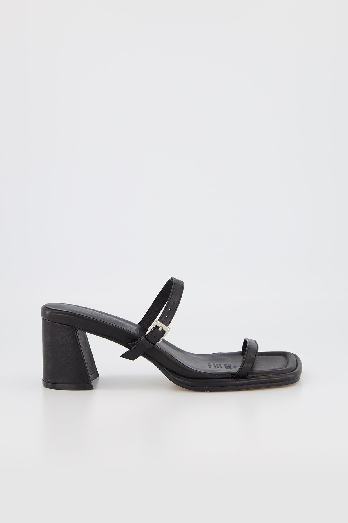 Bronwyn Lucia Heel