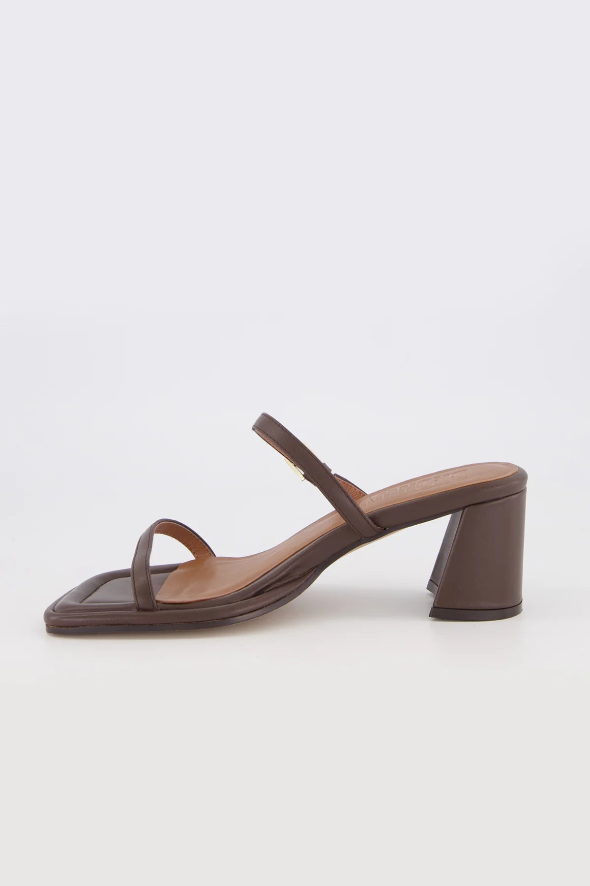 Bronwyn Lucia Heel