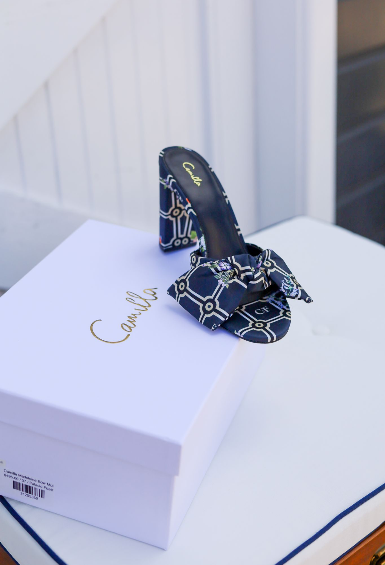 MADELEINE BOW MULE PALACIO POETRY