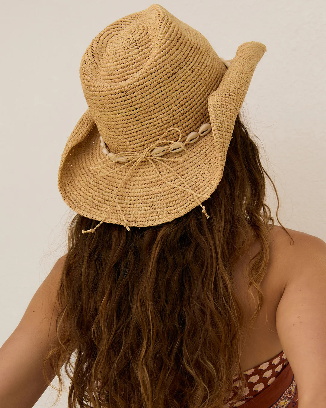Arms of Eve Jackson Sunhat -Cowrie Shell