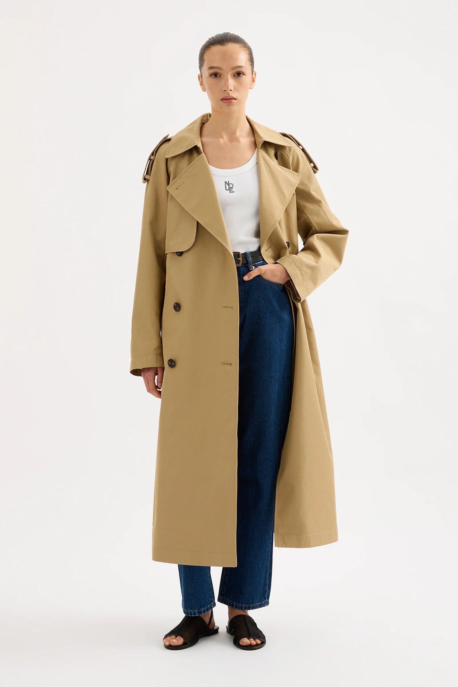 Nude Lucy Kaiya Trench