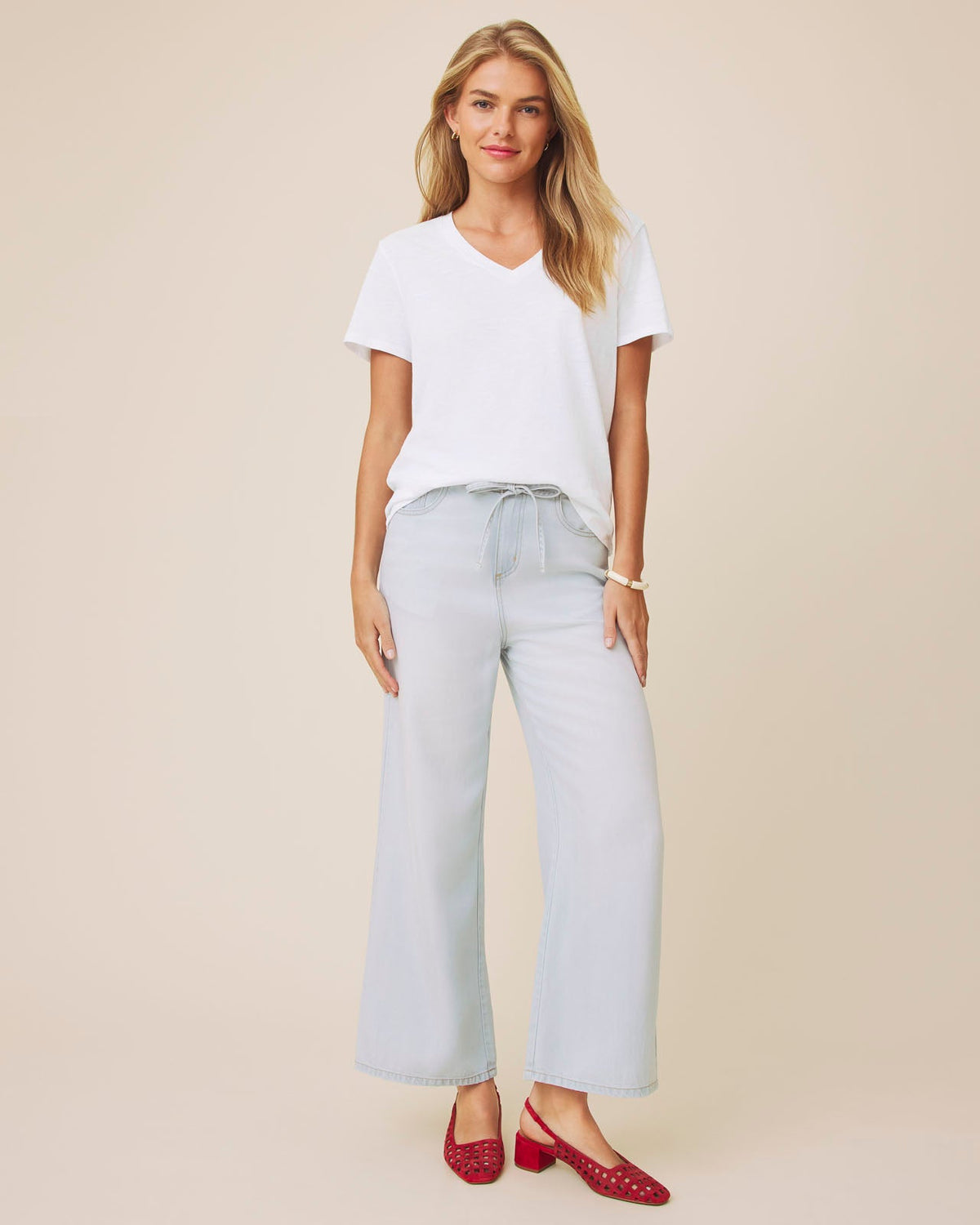 Splendid Louisa Boyfriend V-Neck Short Sleeve Tee - White