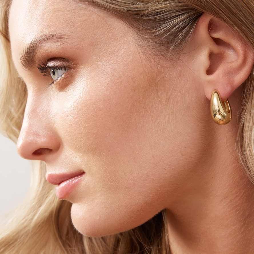 Jolie & Deen Odessa Hoops