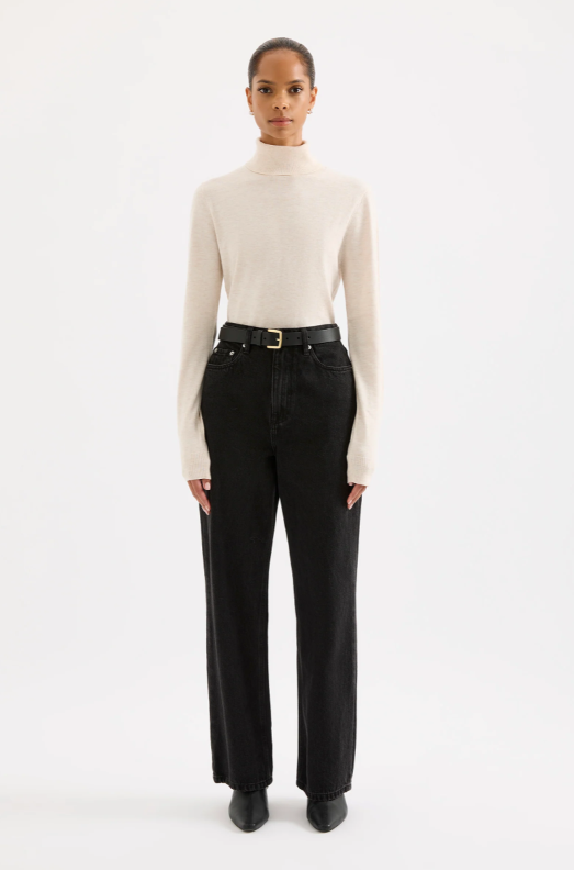 Nudy Lucy Winslow Skivvy