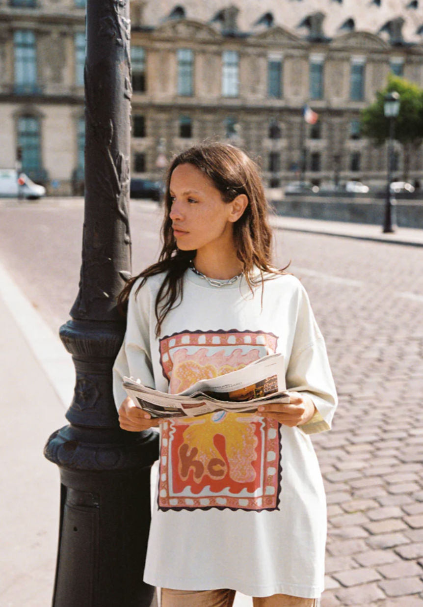 Kinga Csilla Hibiscus Tee
