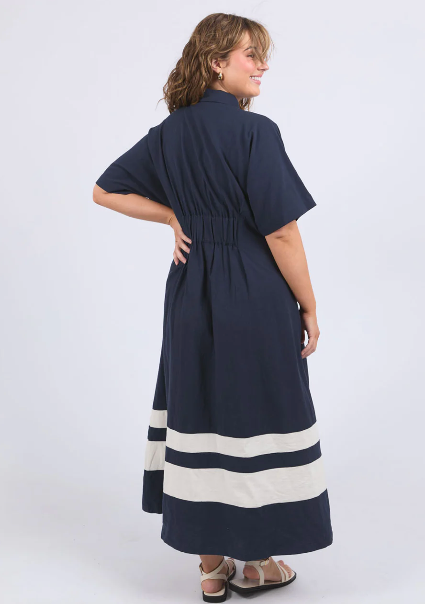 Elm Lifestyle Scarlet Midi Dress