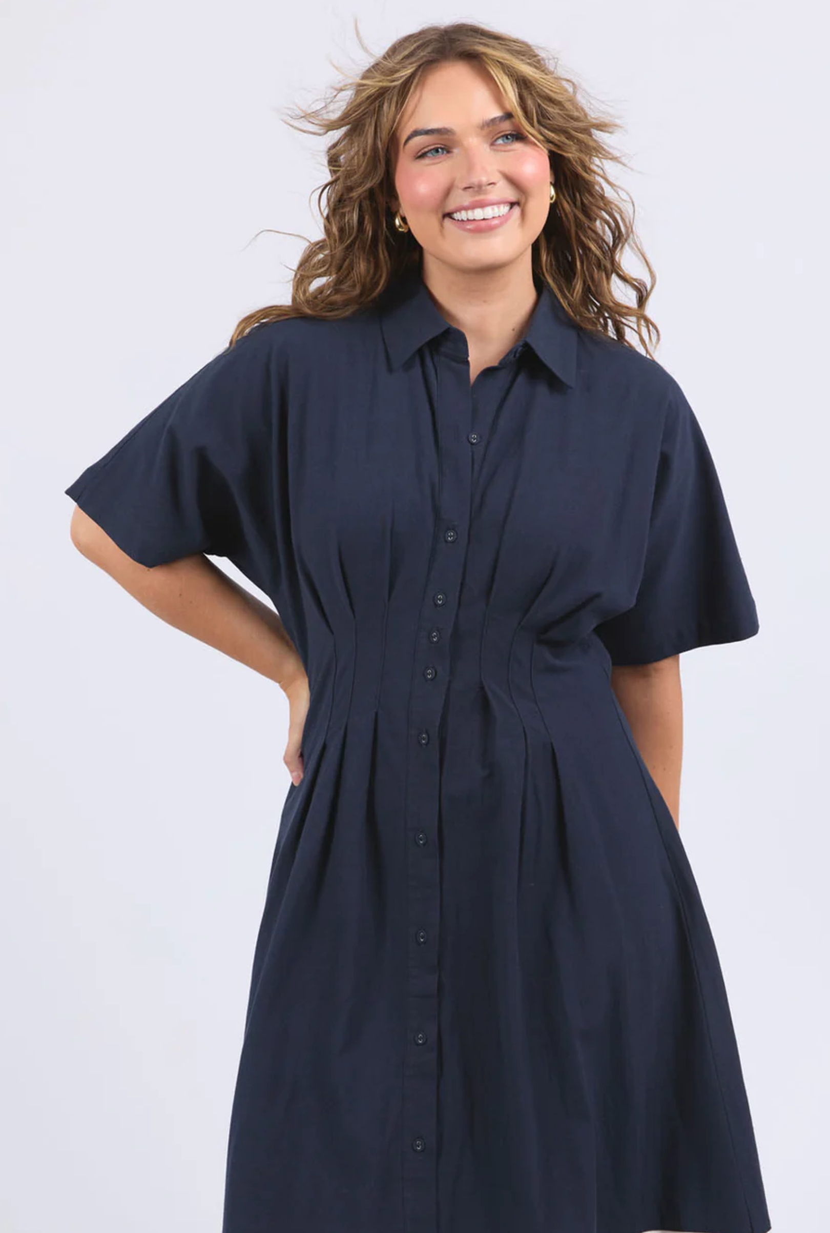 Elm Lifestyle Scarlet Midi Dress