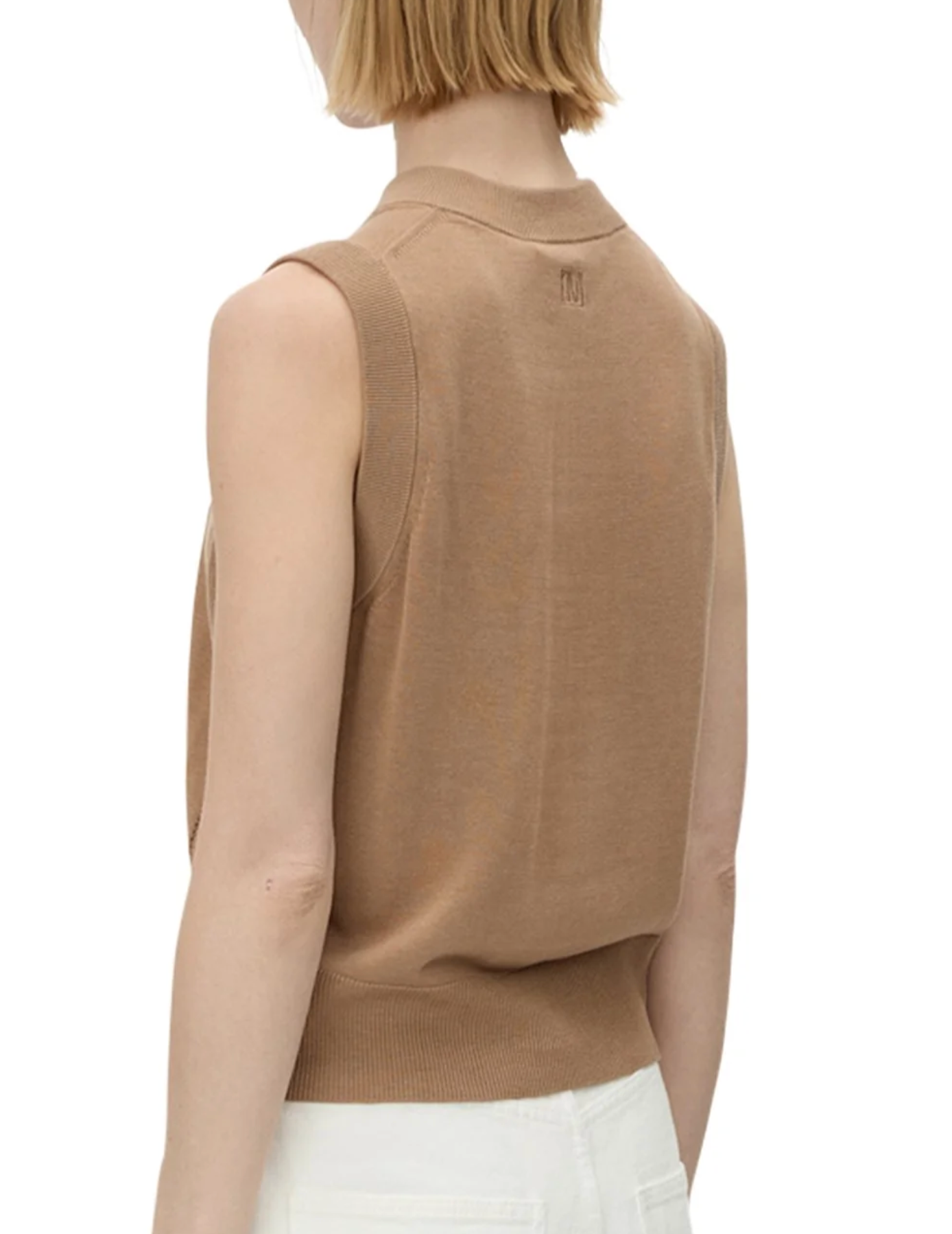 Camilla & Marc Cardinal Sleeveless Cardigan