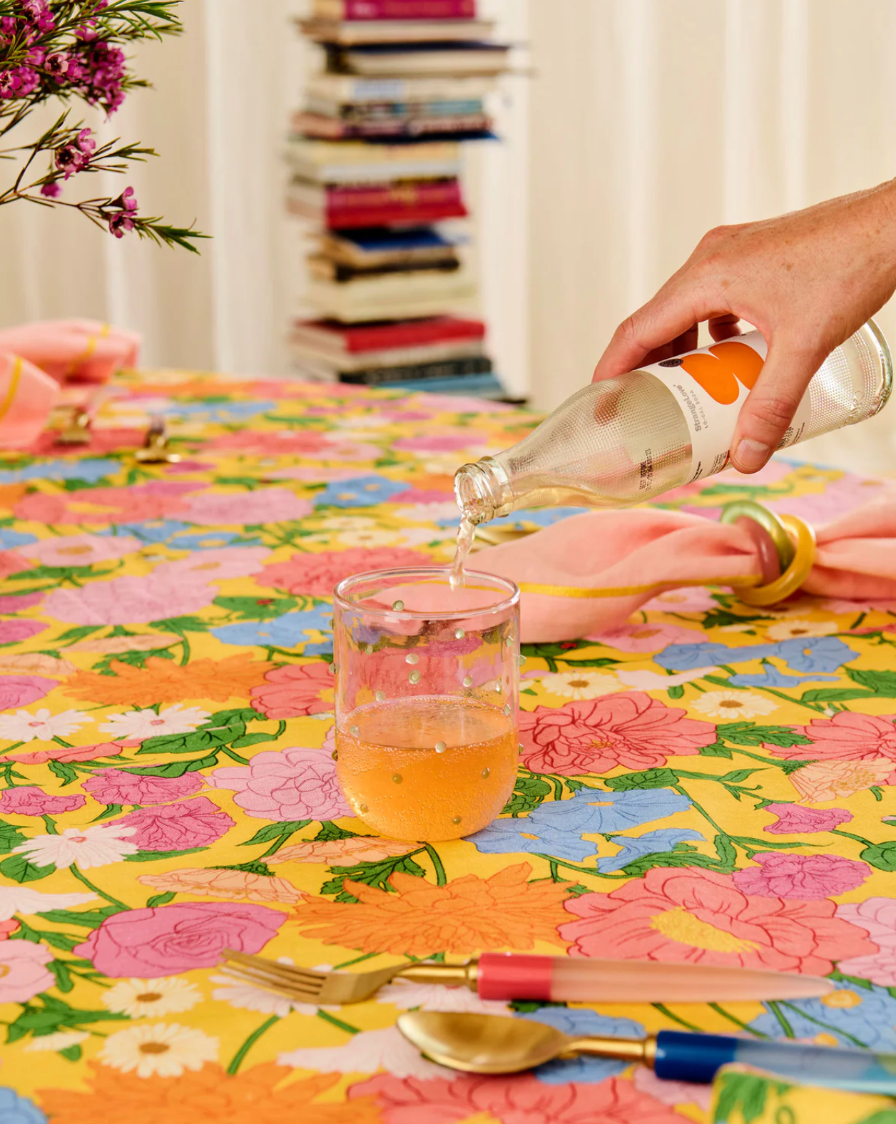 Kip & Co Follow the Sun Tablecloth Round