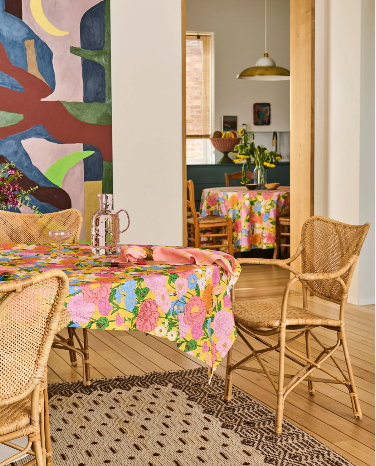 Kip & Co Follow The Sun Tablecloth Large