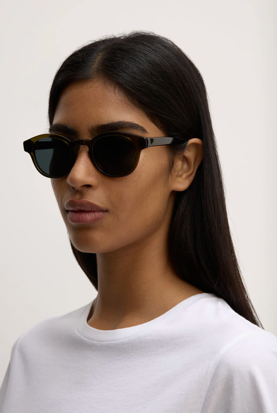 Assembly Label Round Frame Olive