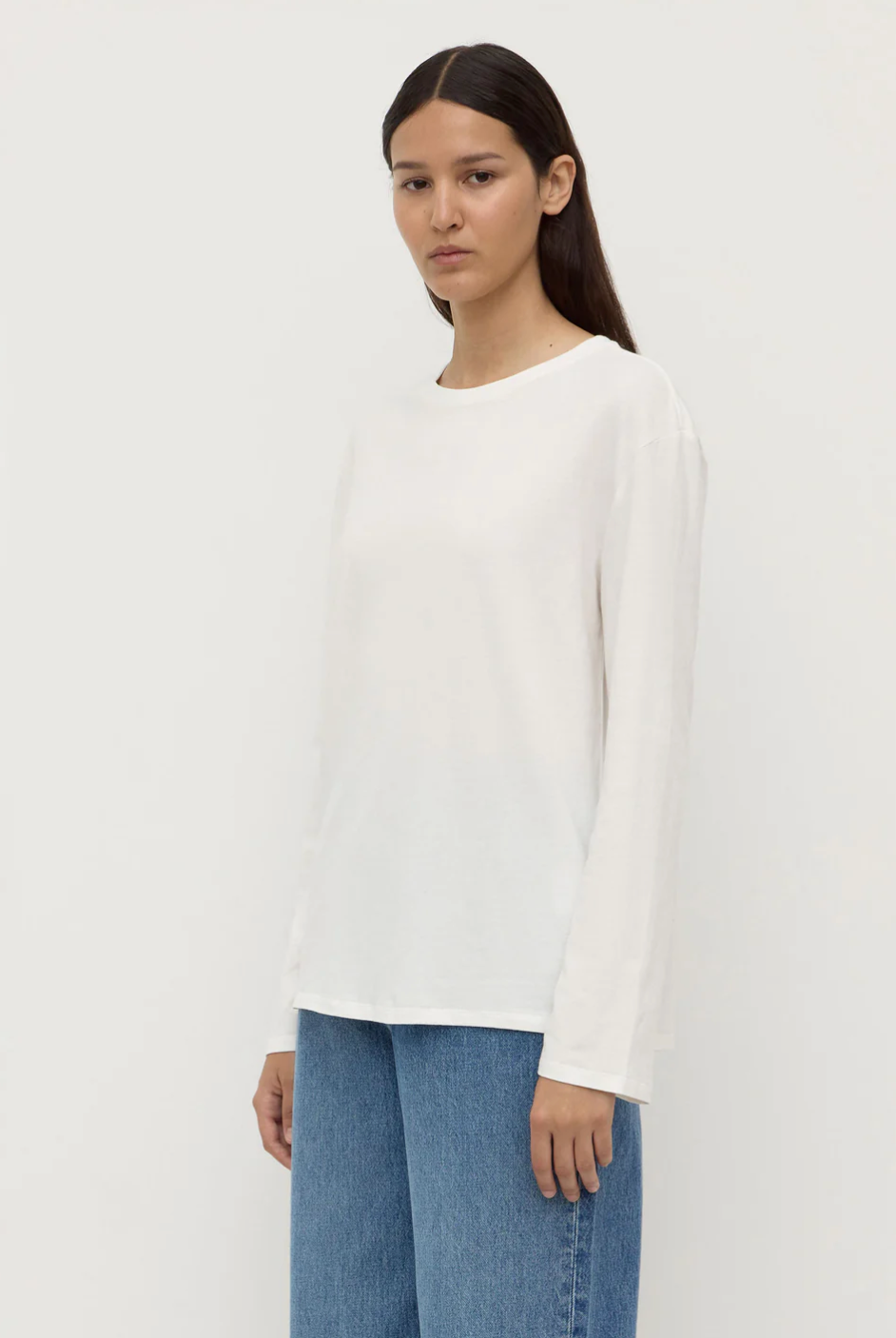 Assembly Label Thea L/S Tee