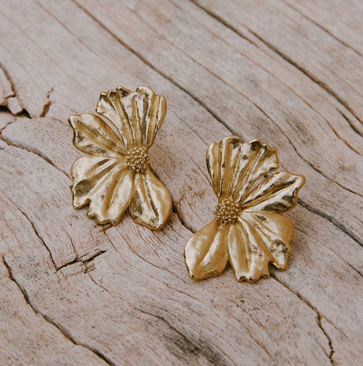 Agapee Monea Earrings