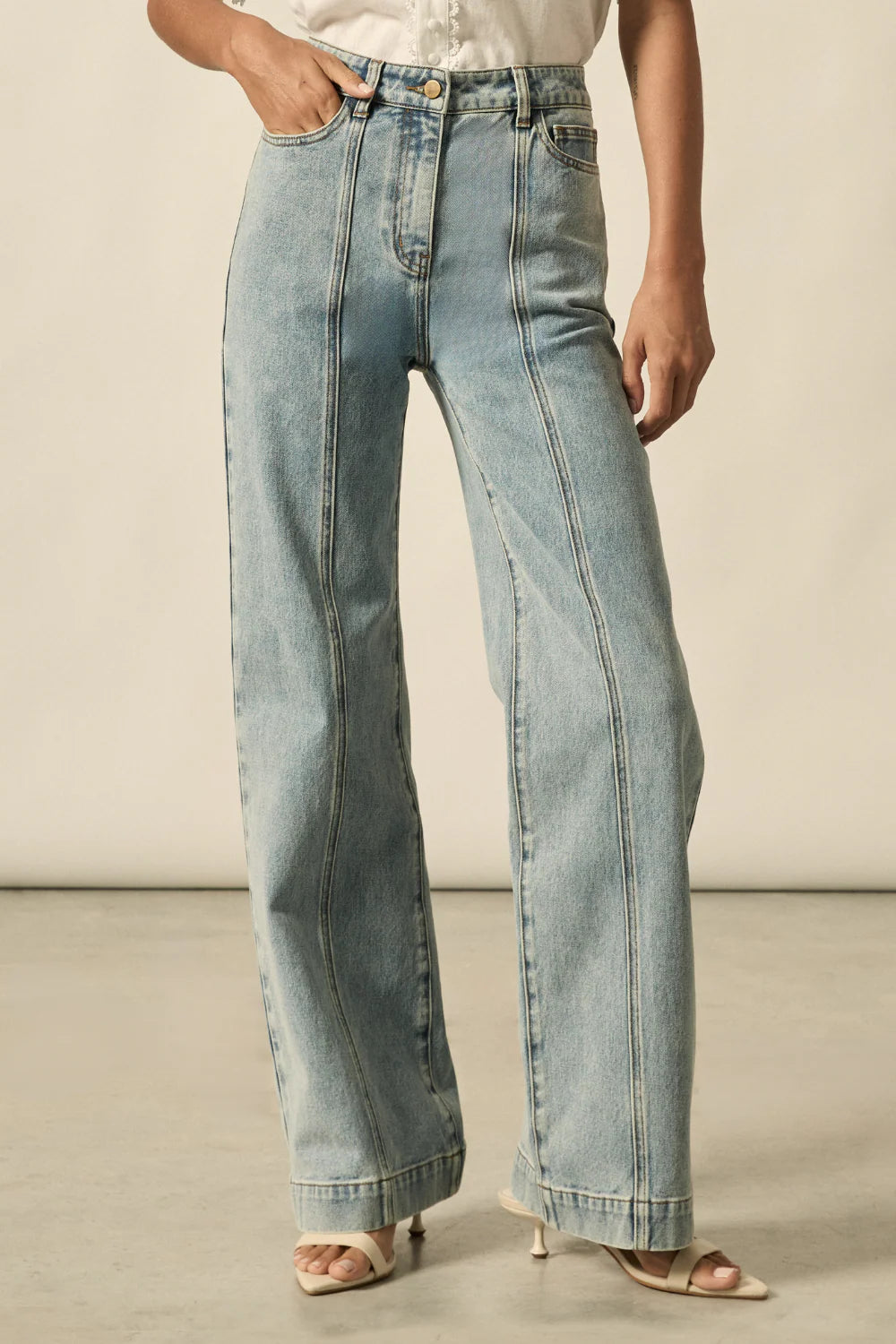 Zoe Kratzmann Valiant Jean