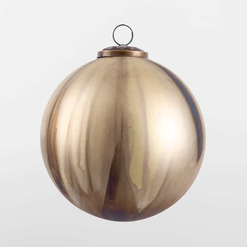 Old Gold Vintage Bauble