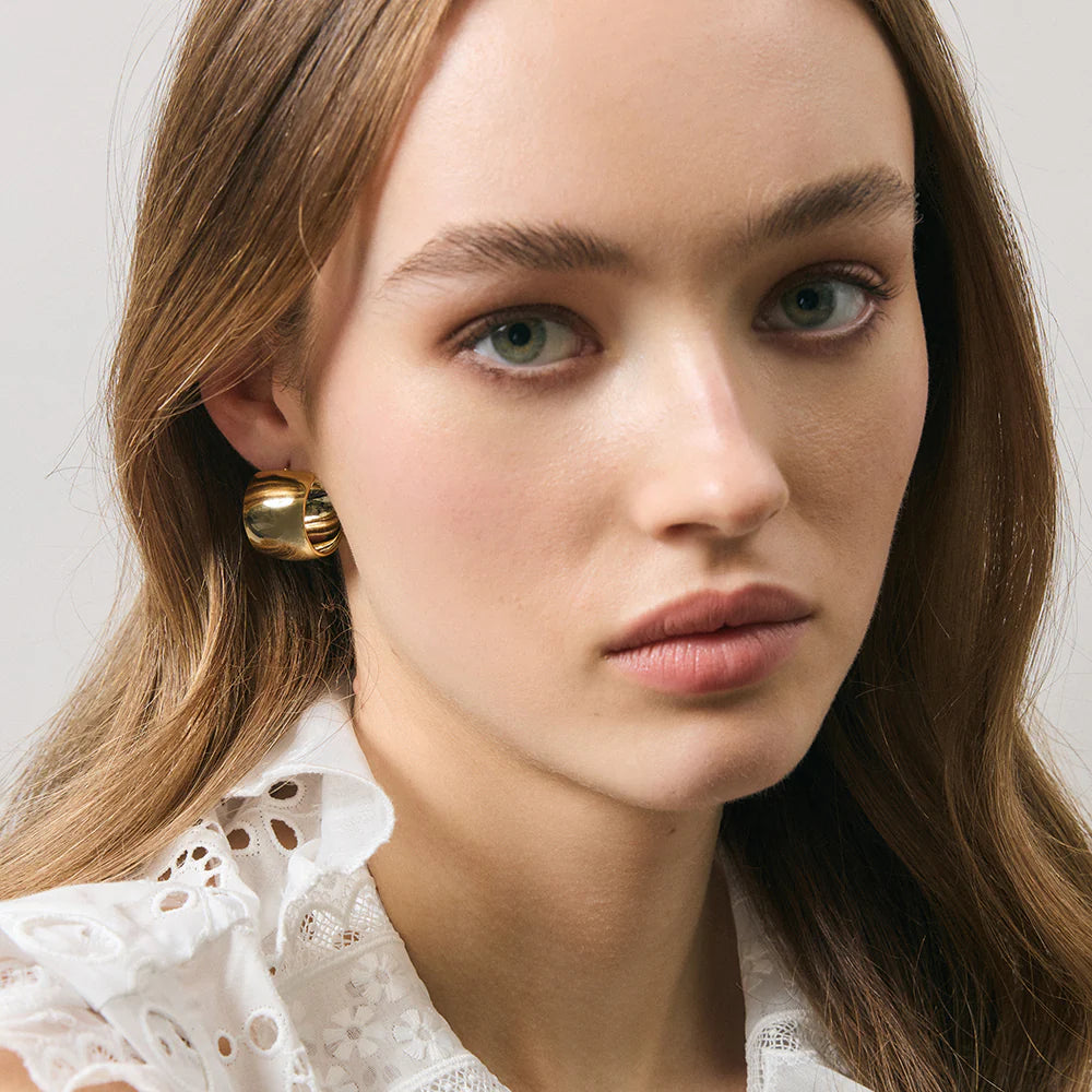 Jolie & Deen Grace Hoops