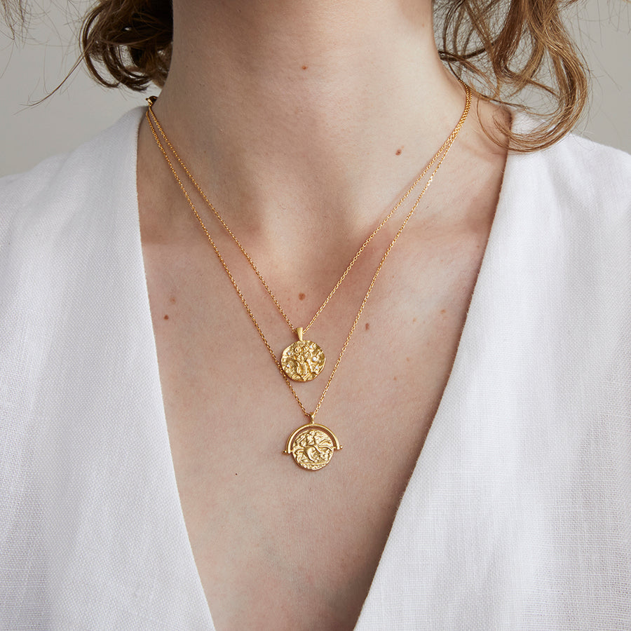 Jolie & Deen Emmanuelle Coin Necklace Gold