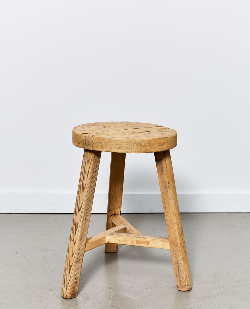 Vecchio Round Stool