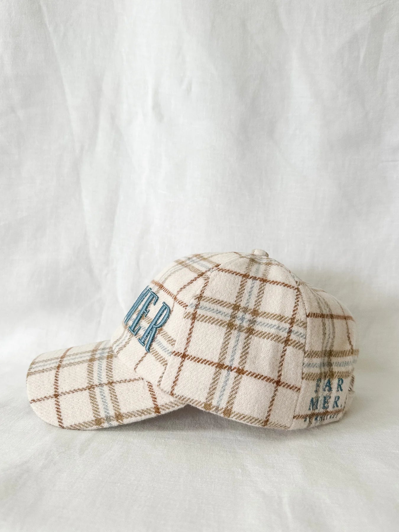 FARMER Neutral Plaid Cap