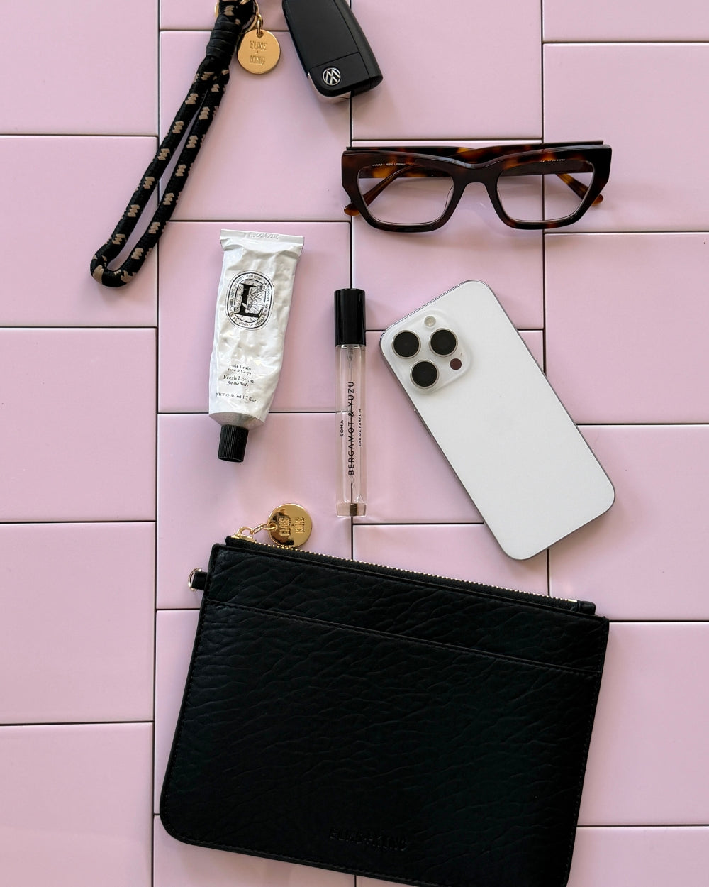 Elms + King Flat Pouch - Black