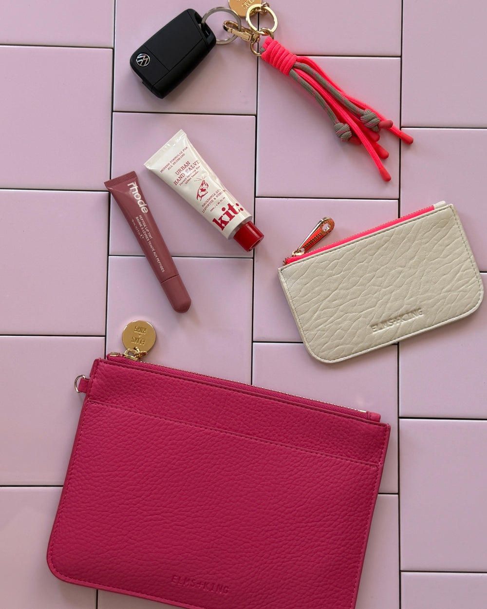 Elms + King Flat Pouch - Fuchsia