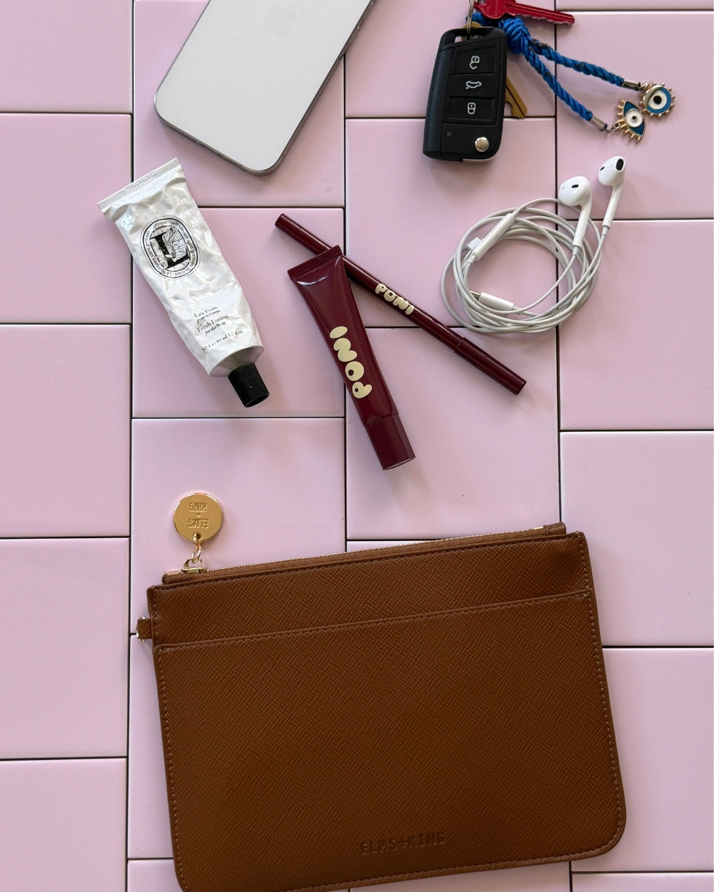 Elms + King Flat Pouch - Tan Saffiano