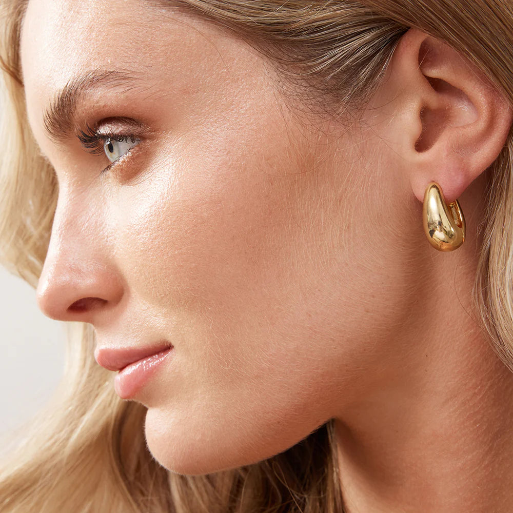 Jolie & Deen Odessa Hoops