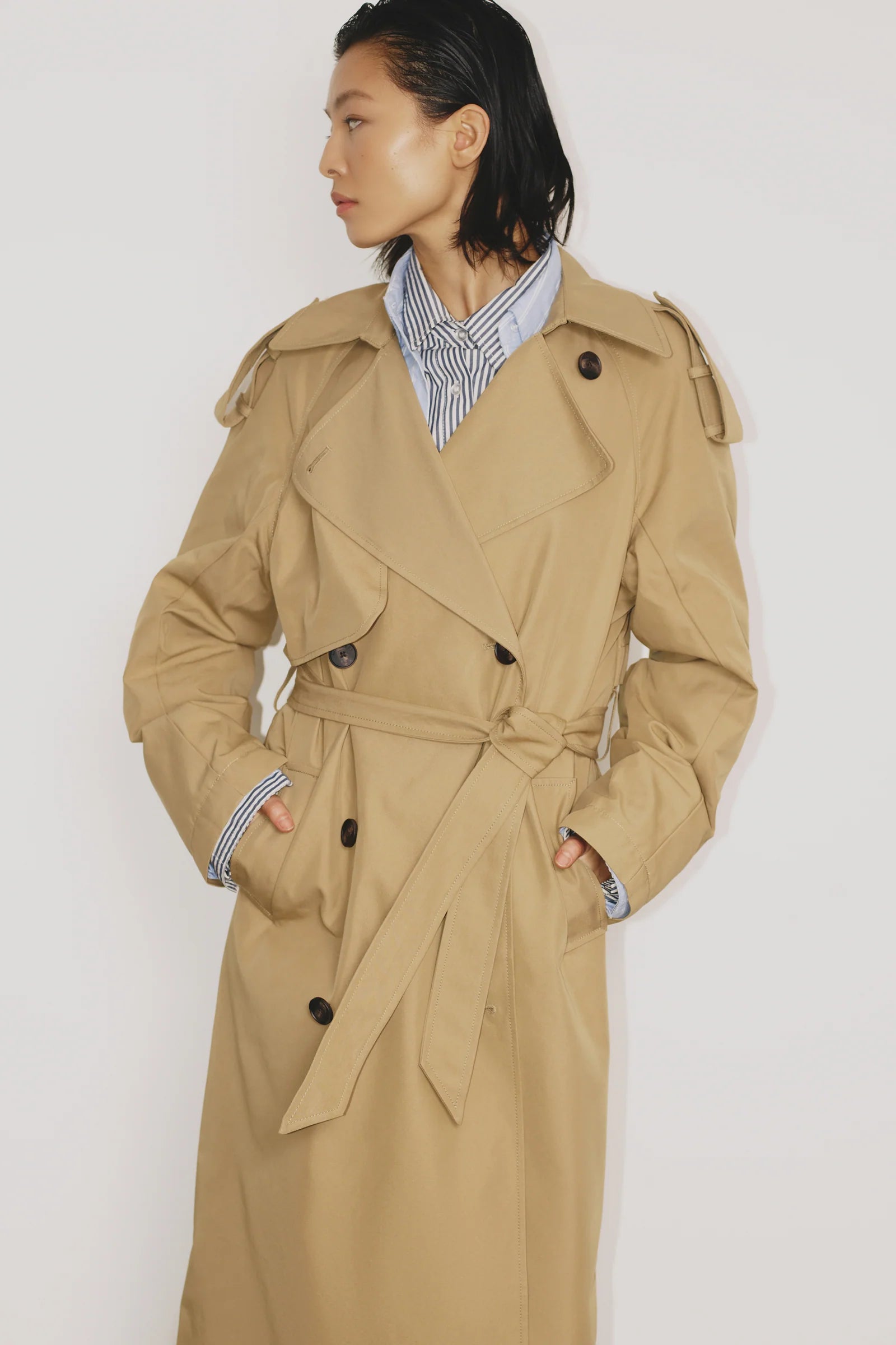 Nude Lucy Kaiya Trench
