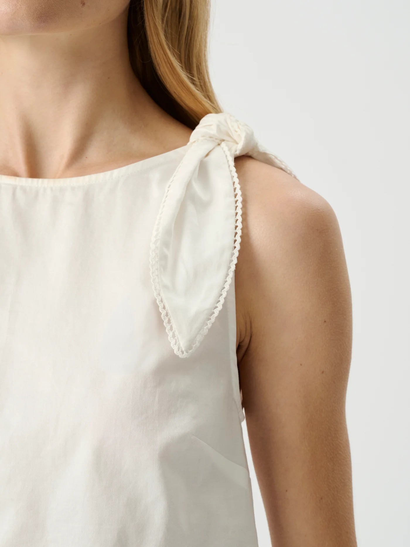 Roame Dixie Tie Top