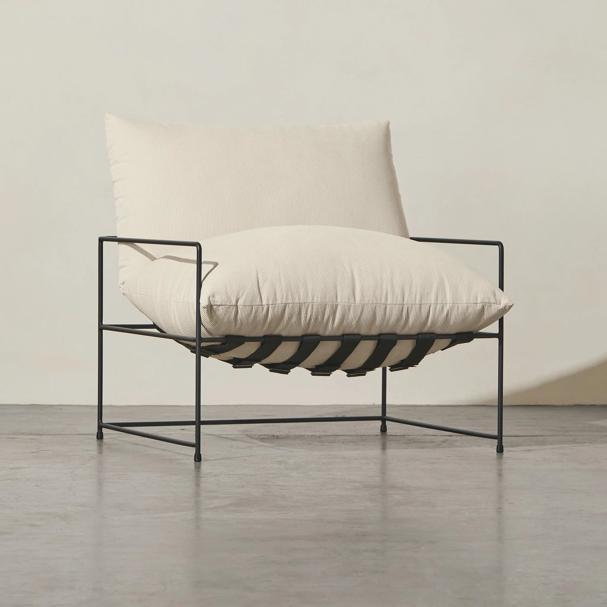 Savvy Sling Chair