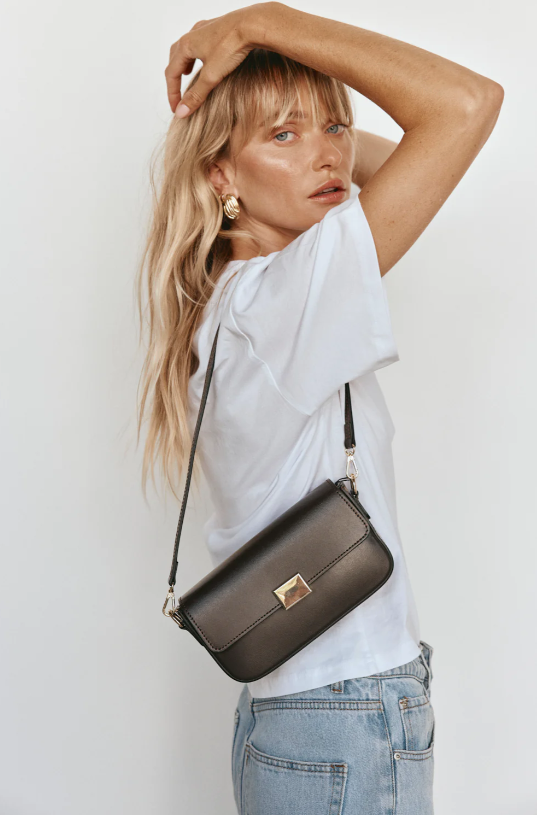 Vestirsi Isla Leather Shoulder Bag