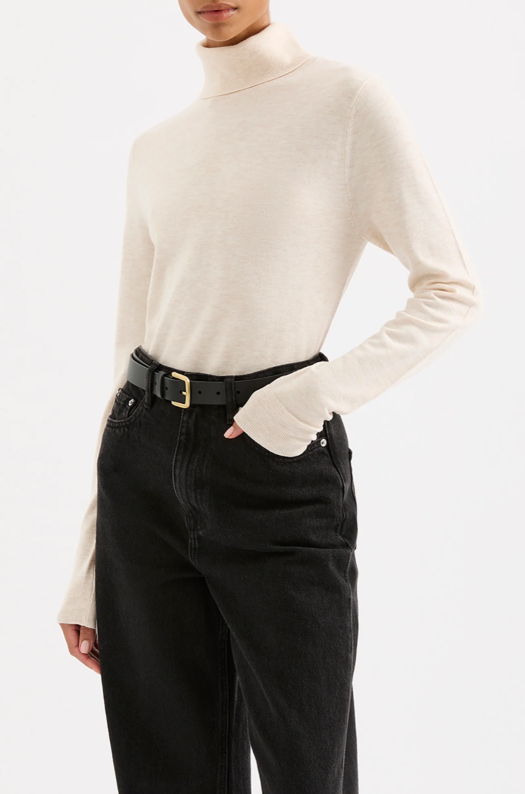 Nudy Lucy Winslow Skivvy
