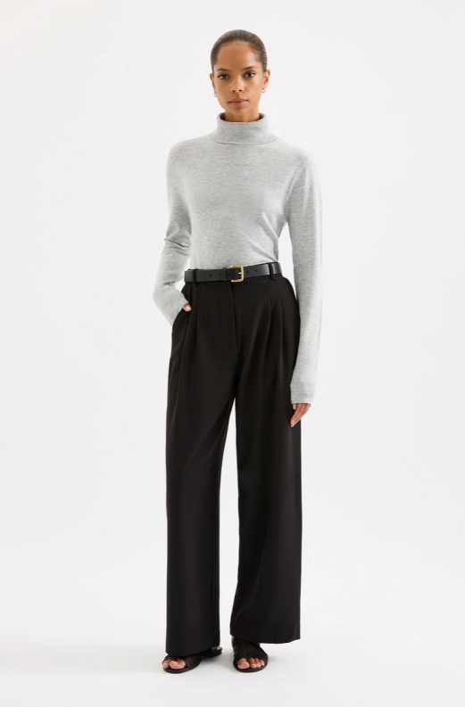 Nudy Lucy Winslow Skivvy