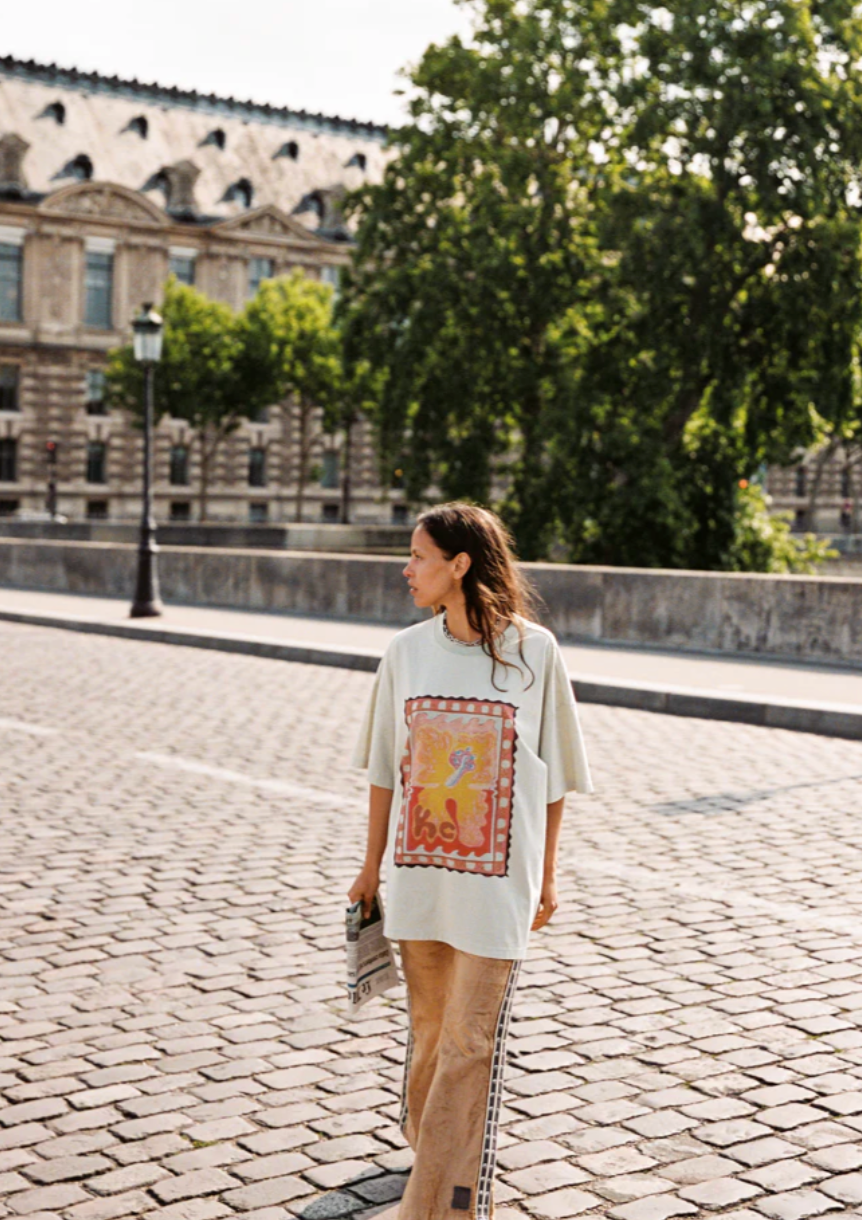 Kinga Csilla Hibiscus Tee