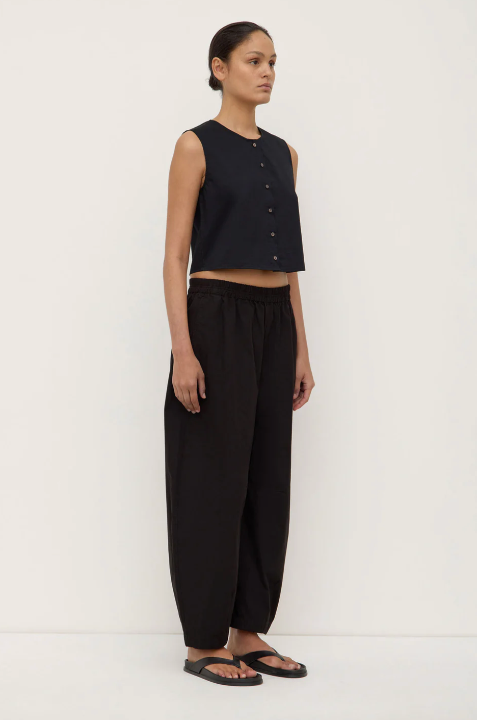 Assembly Label Cherri Button Front Top