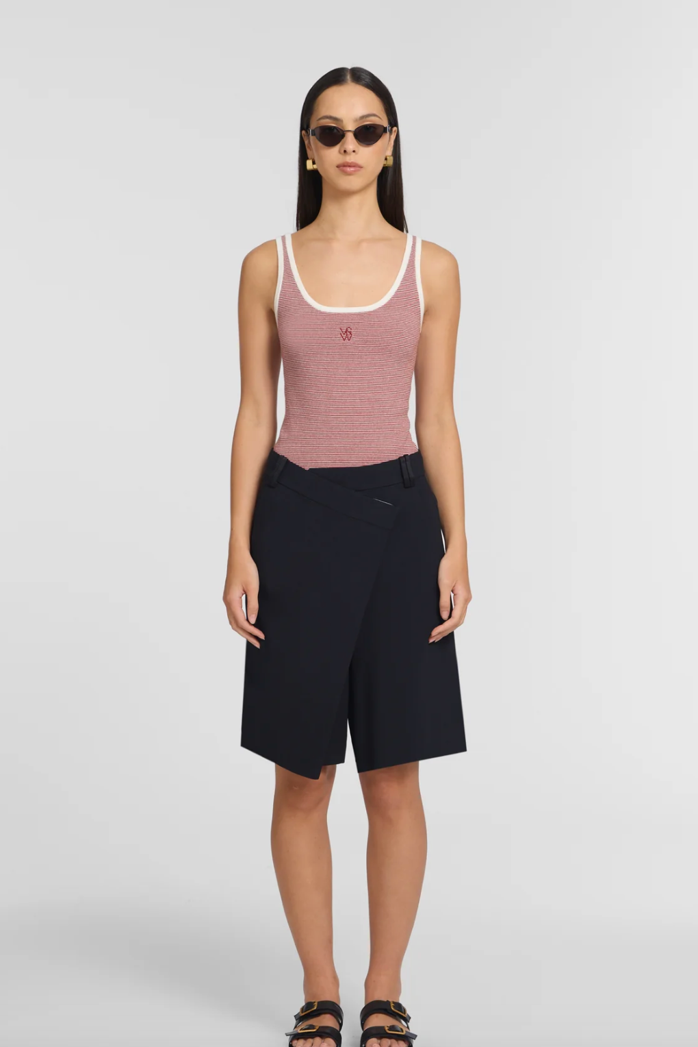 Viktoria & Woods Chronicle Tank