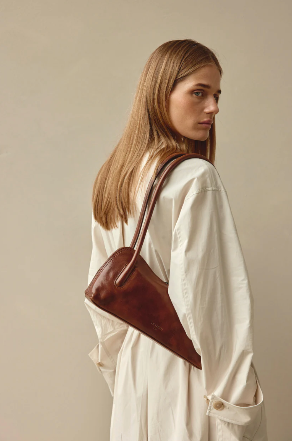 Vestirsi Fallon Chocolate Shoulder Bag