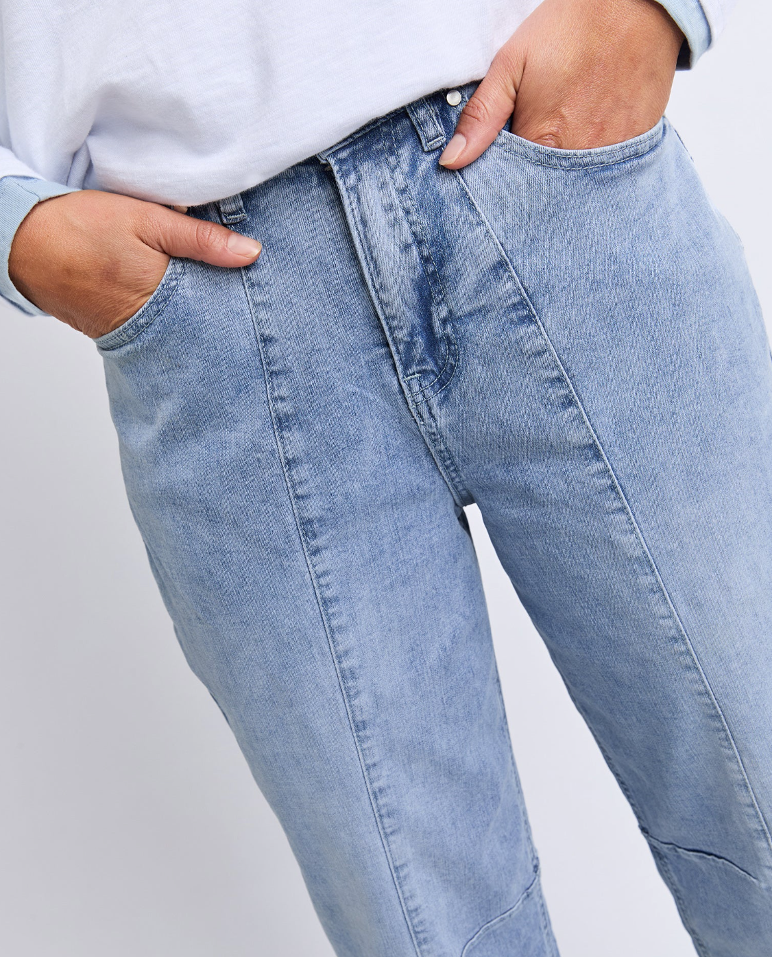 Foxwood Ambrose Barrel Jean
