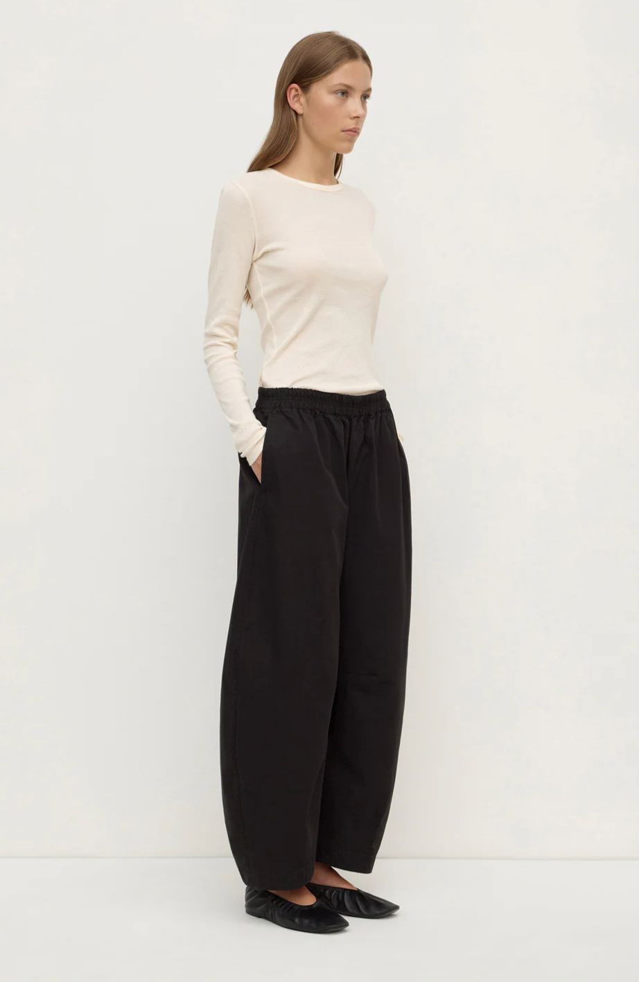 Assembly Label Lola Barrel Pant