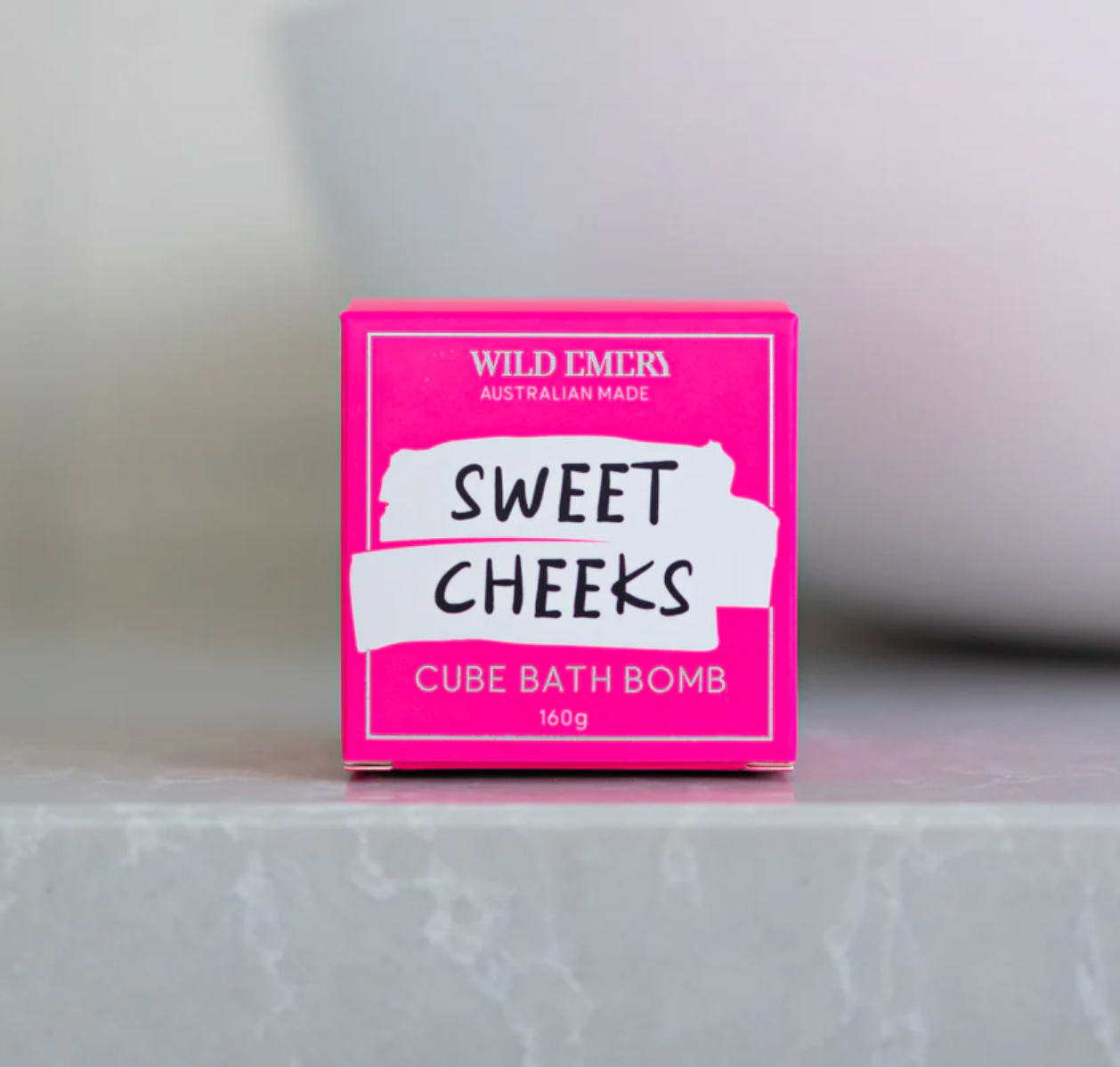 Wild Emery Sweet Cheeks Neon Bath Bomb