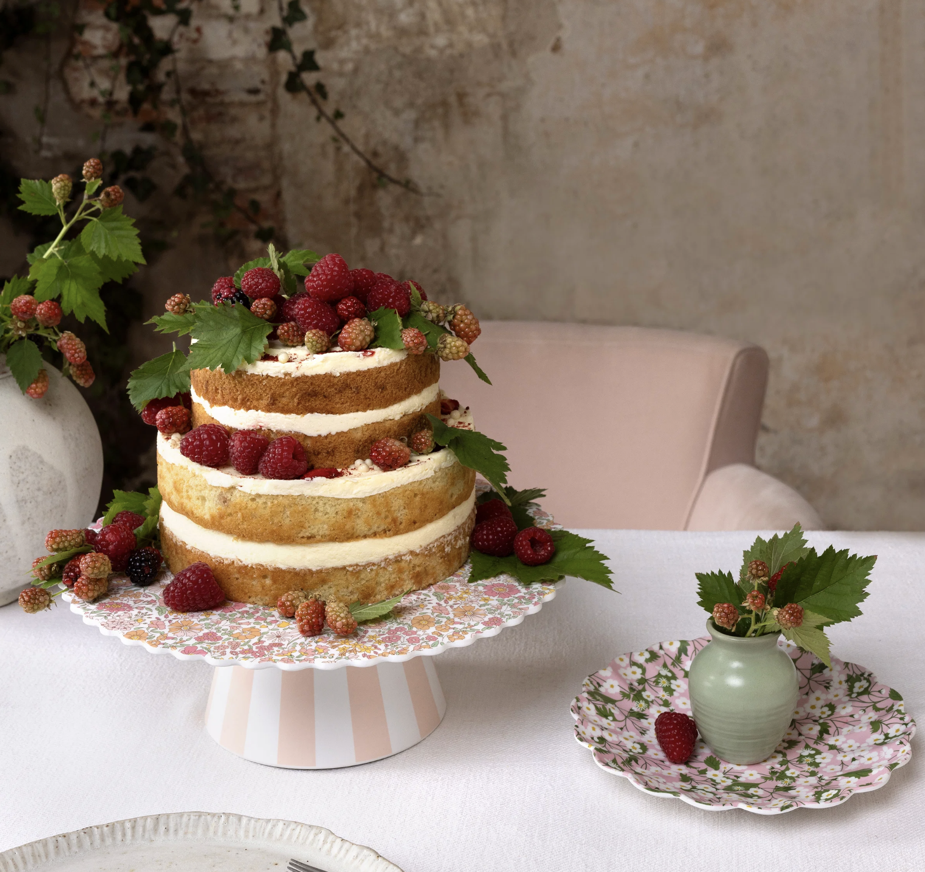 Liberty Cake Stand
