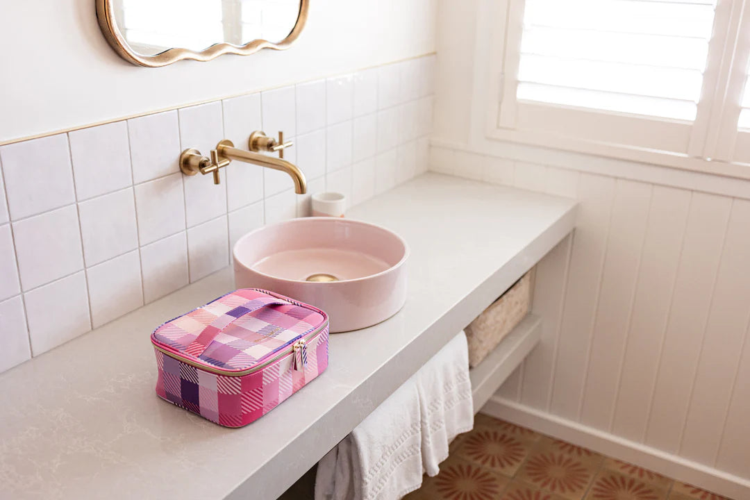 Wild Emery Large Toiletry Bag