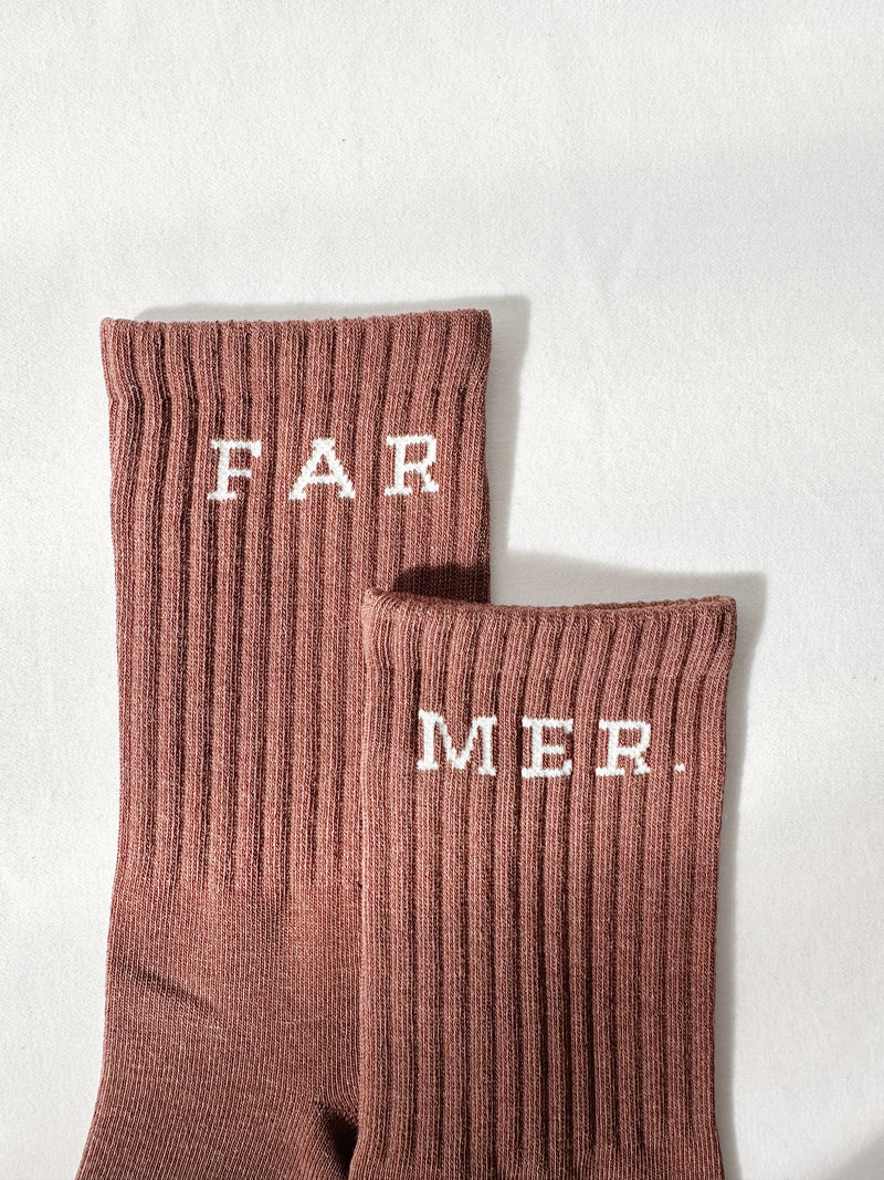 FAR MER. Chocolate Boot Socks