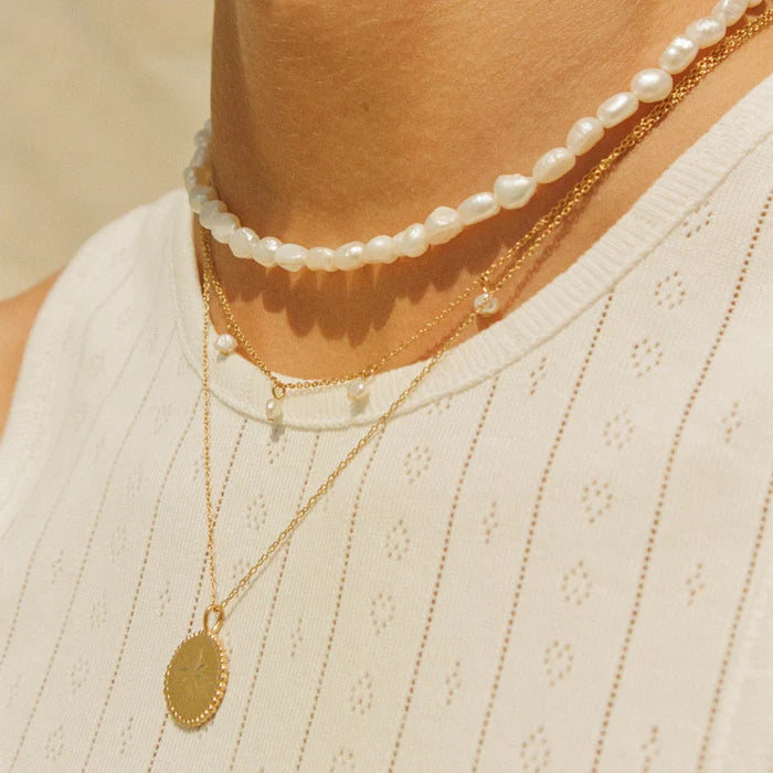 Agapee Estee Pearl Choker