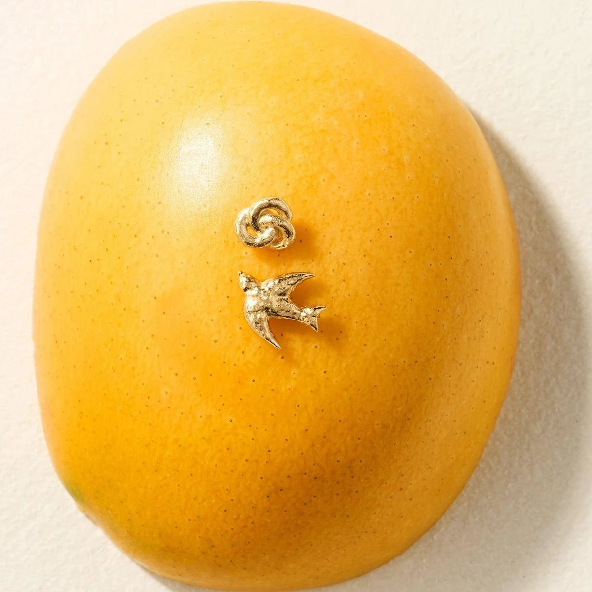 Agapee Nuno Stud earrings