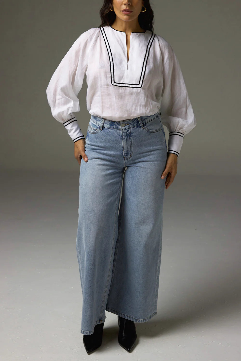 Zoe Kratzmann Signal Top